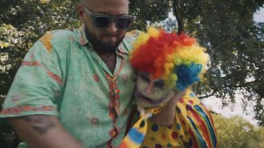 Blurred Angry Mineo meme template