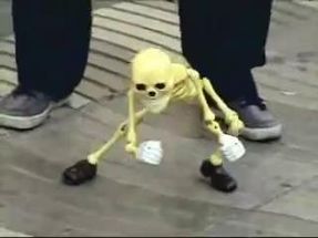 Blurred Spoopy Skeleton meme template
