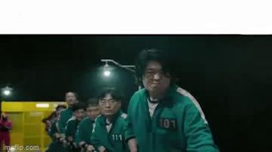 Blurred Tug Of War meme template