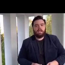 Blurred Mfs explaining meme template